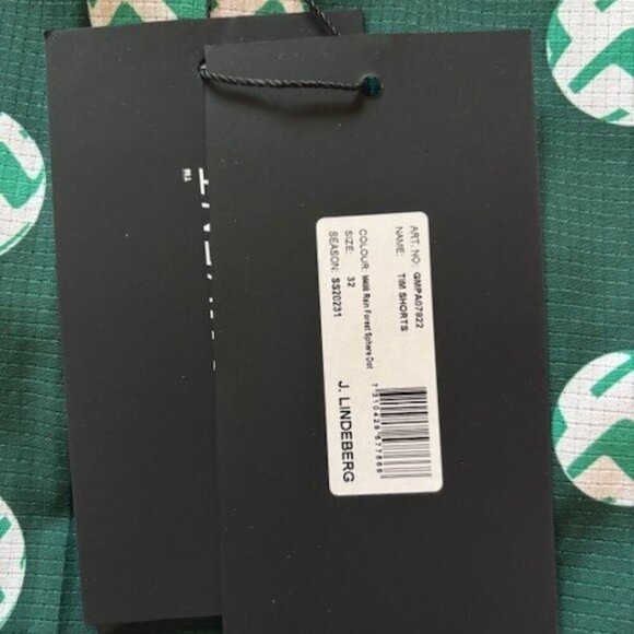 NWT J Lindeberg High Vent Tim Shorts | Rain Forest Sphere | Mens 32 - Picture 5 of 6
